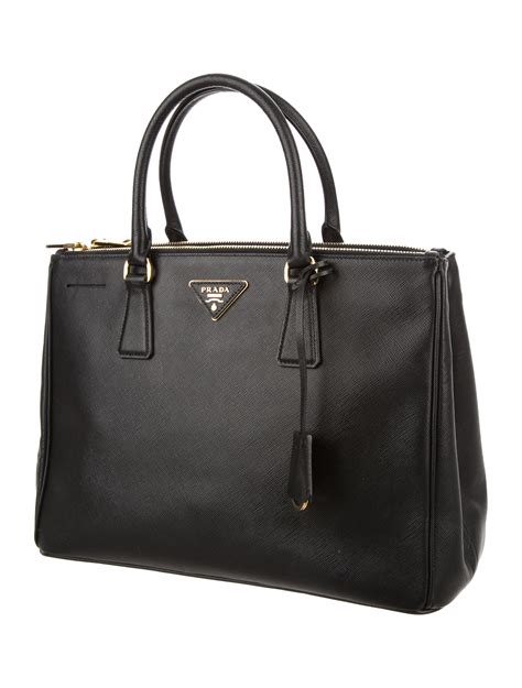 prada saffiano lux double zip tote bag sizes|prada saffiano crossbody black.